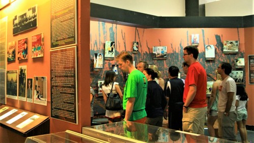 越南胡志明市战争遗迹博物馆是世界上最具吸引力的地方 - ảnh 1