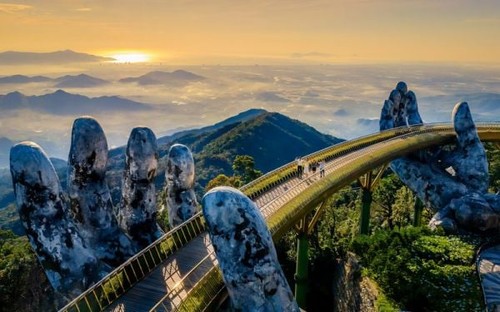 越南中部岘港市是亚洲山景最美之一 - ảnh 1