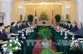 Konferenz zur Kooperation zwischen Parlamenten Laos und Vietnams - ảnh 1