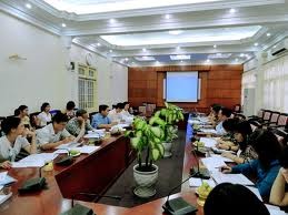 Wirtschaftsausschuss des Parlaments tagt in Hanoi - ảnh 1