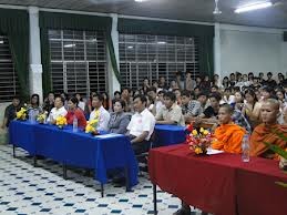 Verwaltungsstab im Südwesten beglückwünscht den Khmer zum Sen Dolta-Fest - ảnh 1