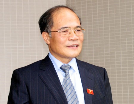Parlamenstpräsident Nguyen Sinh Hung besucht Tuyen Quang - ảnh 1