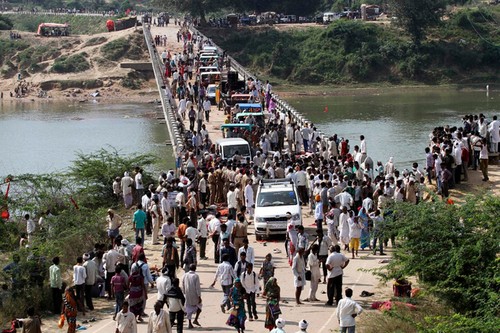 Mindestens 110 Tote bei Massenpanik in Indien - ảnh 1