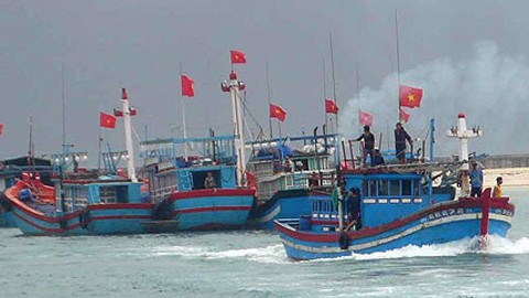 Chinesisches Fischfangverbot im Ostmeer ist wertlos - ảnh 1