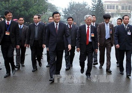 Staatspräsident Sang spricht mit Teilnehmern des Qualifikationskurses für hochrangige Beamte - ảnh 1