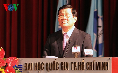 Staatspräsident Truong Tan Sang bei der Feier der Gründung der Nationaluniversität Ho Chi Minh Stadt - ảnh 1
