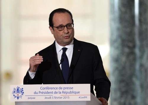 Frankreichs Präsident Fracois Hollande ruf seine Bürger zur Solidarität auf - ảnh 1