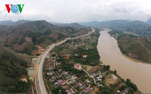 Die längste Autobahn in Vietnam - ảnh 8