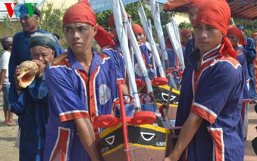 Insel Ly Son: Fest zu Ehren der vietnamesischen Soldaten, die Dienst auf Hoang Sa hatten - ảnh 4