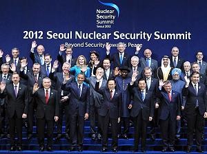 Schwerpunkt des Nukleargipfels: Atomproblem auf der koreanischen Halbinsel - ảnh 1