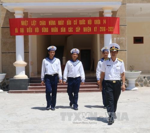 Vietnamesen auf Truong Sa bereiten sich auf Parlamentswahlen vor - ảnh 1