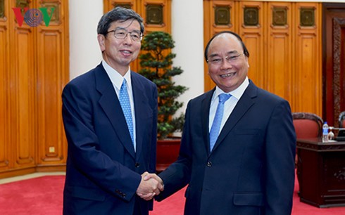 Vietnam möchte weiterhin Unterstützung der ADB  - ảnh 1