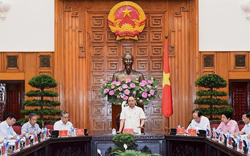 Premierminister Nguyen Xuan Phuc fordert Kon Tum auf, Landwirtschaft umzustrukturieren - ảnh 1