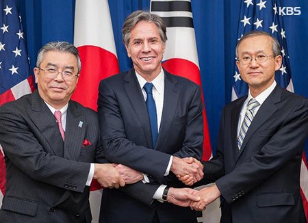 Südkorea, die USA und Japan erhöhen Druck auf Nordkorea - ảnh 1