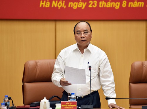 Premierminister Nguyen Xuan Phuc nimmt an Konferen der Zentralabteilung über Verteidigungszone - ảnh 1