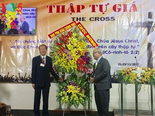Eröffnung der Vollversammlung des Vereins des Christentums in Vietnam - ảnh 1