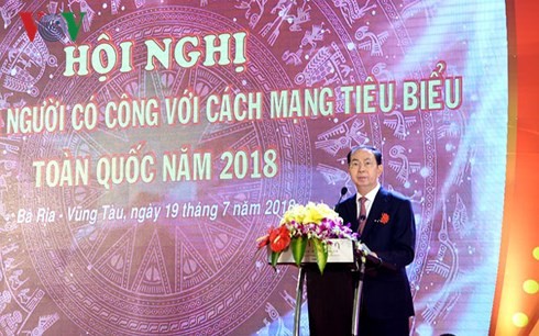 Staatspräsident Tran Dai Quang: Notwendige Begünstigung für Menschen mit Verdiensten - ảnh 1