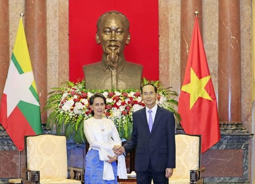 Staatspräsident Tran Dai Quang empfängt Beraterin des myanmarischen Staates San Suu Kyi - ảnh 1