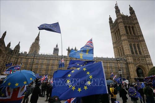 Britische Medien berichten über Brexit-Abstimmung im Parlament - ảnh 1