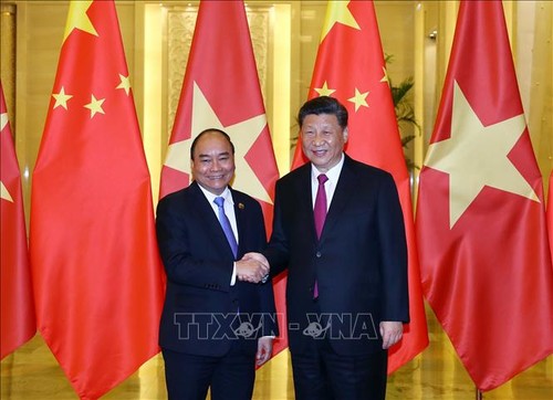 Premierminister Nguyen Xuan Phuc beendet seinen China-Besuch - ảnh 1