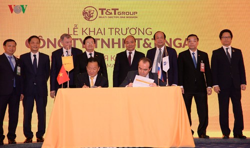 Premierminister Nguyen Xuan Phuc nimmt an Veröffentlichung der Aktivitäten des Konzerns T&T in Russland teil - ảnh 1