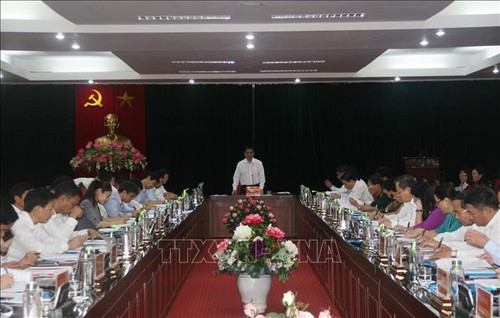 Leiter der Personalabteilung der Partei Pham Minh Chinh besucht Son La - ảnh 1