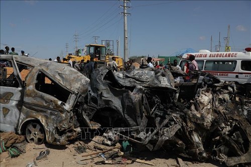 Weltgemeinschaft verurteilt Bombenanschlag in Somalia - ảnh 1