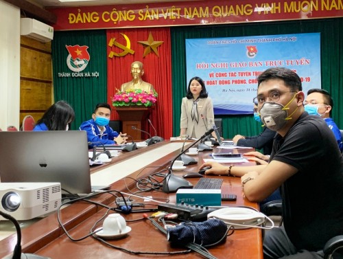 Jugendverband der Stadt Hanoi unterstützt Bekämpfung von Covid-19 - ảnh 1