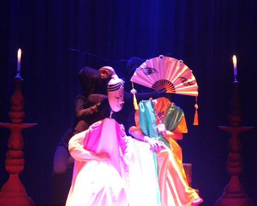 Marionettenstück 'Schicksal des Mädchens Kieu' in Hanois Opernhaus  - ảnh 1