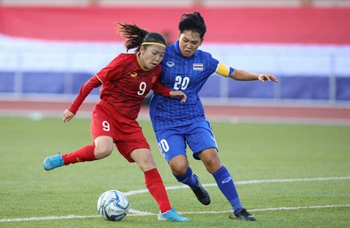 Zwei vietnamesische Fußballspielerinnen spielen für Lank FC in Portugal? - ảnh 1