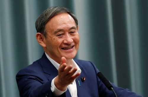 Leiter des Sekretariats der japanischen Regierung Yoshihide Suga siegt bei Wahl zum LDP-Vorsitzender - ảnh 1