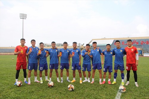 1. vietnamesische Fußballliga 2021: Quang Nam ist 1. Kandidat für Aufsteiger - ảnh 1