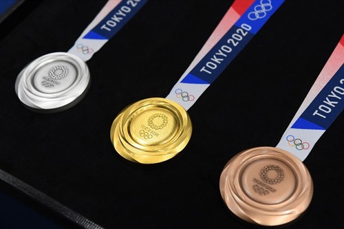 China führt vorläufig Tabelle der Medaillen bei Olympiade Tokio 2020 an - ảnh 1
