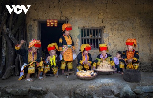 Kulturministerium stoppt Kulturfestival der Volksgruppen im Nordosten Vietnams - ảnh 1