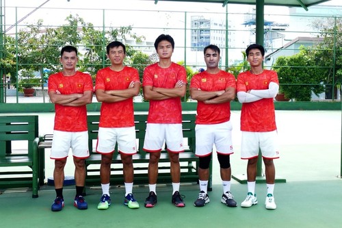 Vietnamesische Tennismannschaft der Männer bei Davis-Cup in Jordanien - ảnh 1