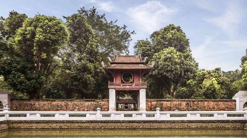 Literaturtempel in Hanoi verstärkt Verbindung junger Menschen mit Erbe-Räumen - ảnh 1