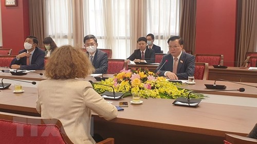 Verstärkung der Zusammenarbeit zwischen Hanoi und Weltbank - ảnh 1