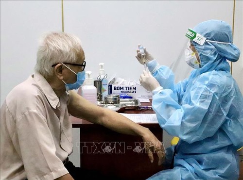 Zahl der COVID-19-Neuinfizierten in Vietnam sinkt stark - ảnh 1