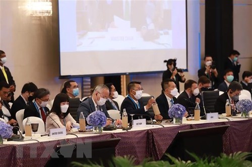 Handelsminister von APEC diskutieren über regionales Freihandelsabkommen im asiatisch-pazifischen Raum - ảnh 1