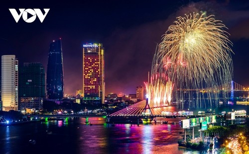 Botschaft des Feuerwerksfestivals Da Nang - ảnh 1