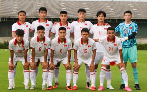 U23-Fußballnationalmannschaft Vietnams verliert gegen die Auswahl aus Bahrain nach Elfmeterschießen - ảnh 1