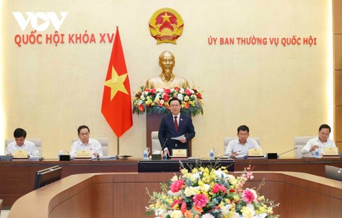 Parlamentspräsident Vuong Dinh Hue fordert gute Vorbereitung für Weltkonferenz der jungen Abgeordneten - ảnh 1