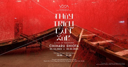 Eröffnung der Ausstellung “Flut der Emotion” der Künstlerin Chiharu Shiota - ảnh 1