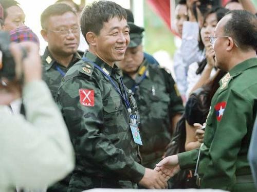  Myanmar peace talks with Kachin rebels - ảnh 1