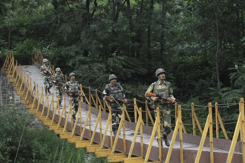 Tension on India-Pakistan border - ảnh 1
