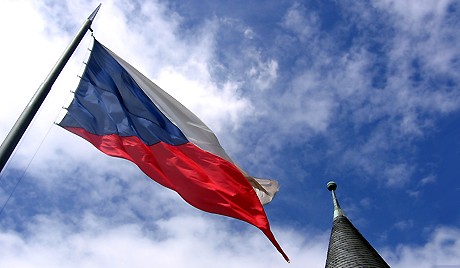 Czech Republic: Three parties sign cabinet pact  - ảnh 1