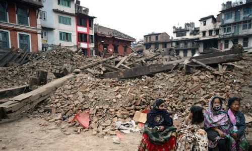 More than 7000 people confirmed dead in Nepal earthquake - ảnh 1