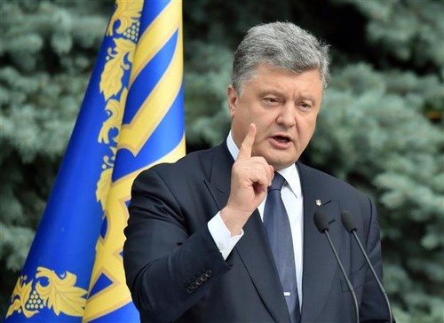 Ukrainian President puts forward prerequisites for autonomous rights for Eastern Ukraine - ảnh 1