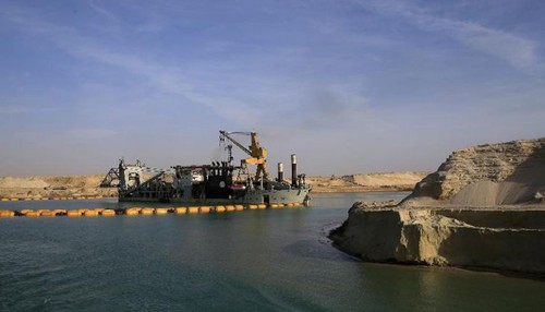 Egypt inaugurates new Suez Canal - ảnh 1
