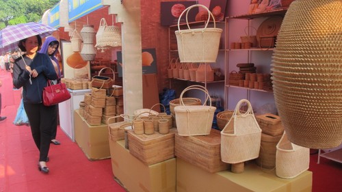 Vietnam Traditional Craft Village Tourism Festival 2016 at Thang Long Imperial Citadel  - ảnh 3